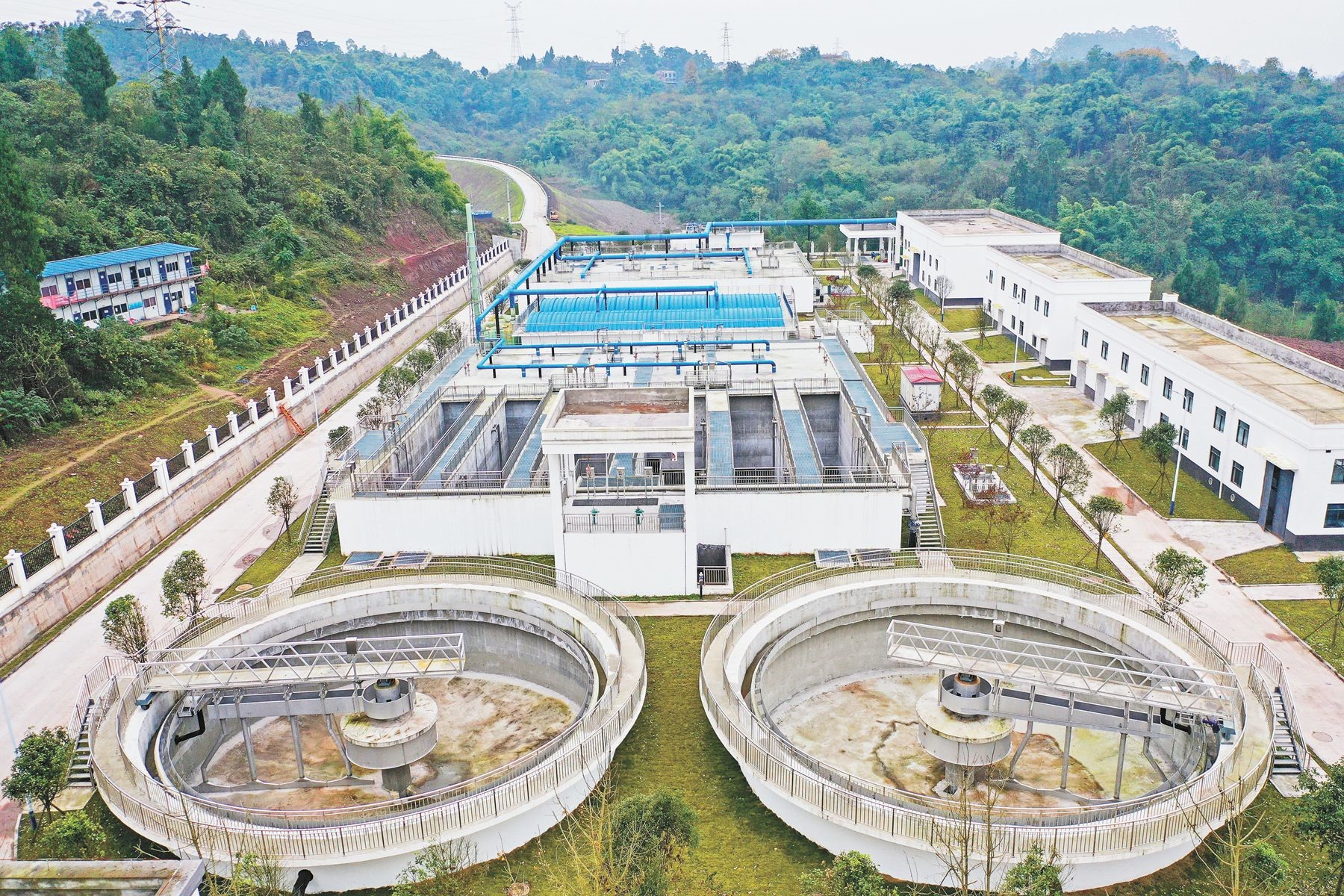 محطة معالجة مياه الصرف الصحي في Lingang Urban Industrial Park تحليل مراقبة أجهزة استشعار جودة المياه لتصريف مياه الصرف الصحي عبر الإنترنت