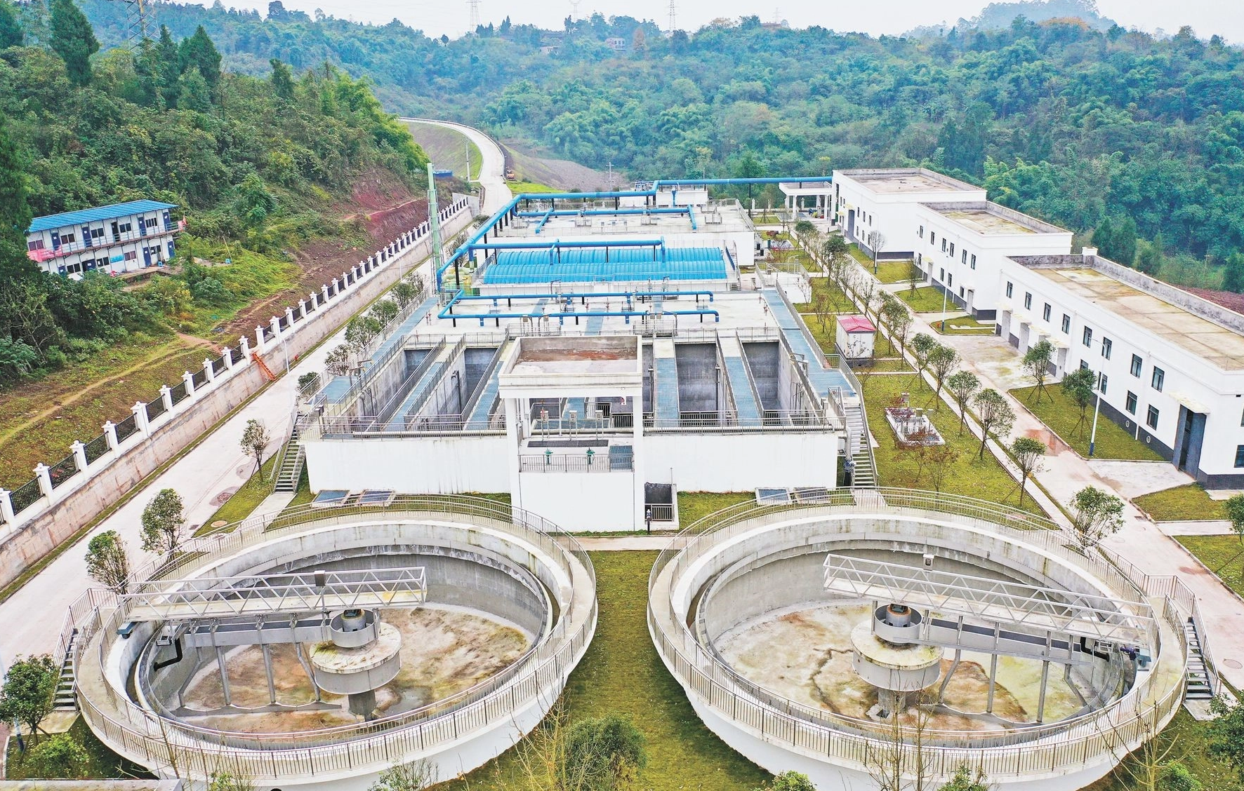 محطة معالجة مياه الصرف الصحي في Lingang Urban Industrial Park تحليل مراقبة أجهزة استشعار جودة المياه لتصريف مياه الصرف الصحي عبر الإنترنت
