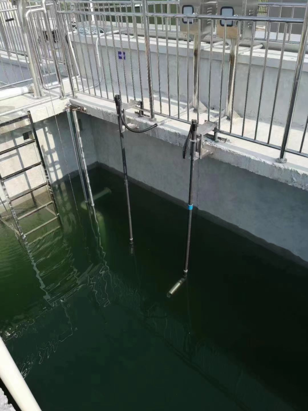 تشويش TSS UVCOD التثبيت في الموقع